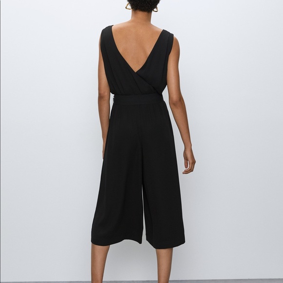 Babaton Maximillian Jumpsuit - Picture 2 of 9